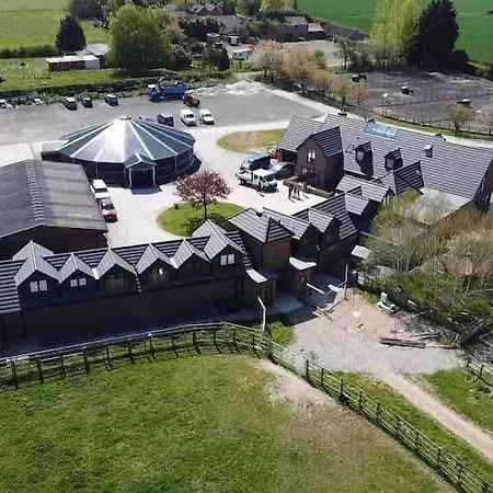 Appaloosa Suite With Amazing Views Of Stud Farm. Driffield Exterior photo