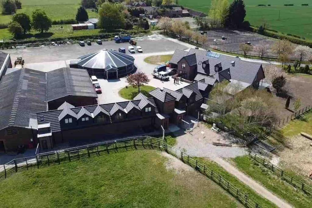 Appaloosa Suite With Amazing Views Of Stud Farm. Driffield Exterior photo